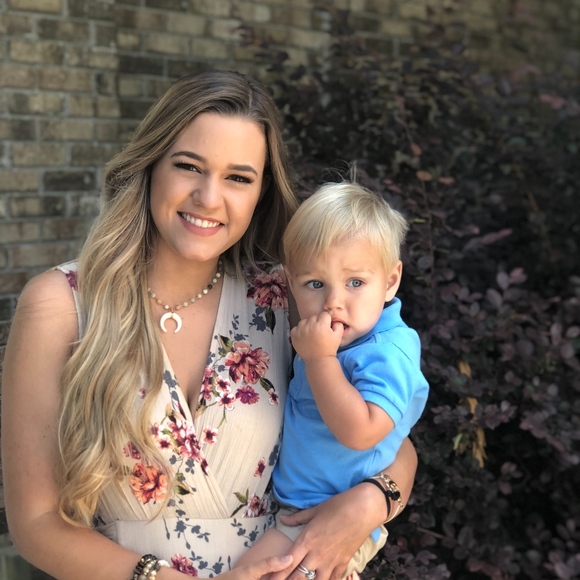 Meet your Posher, Catherine - Picture 2 of 3